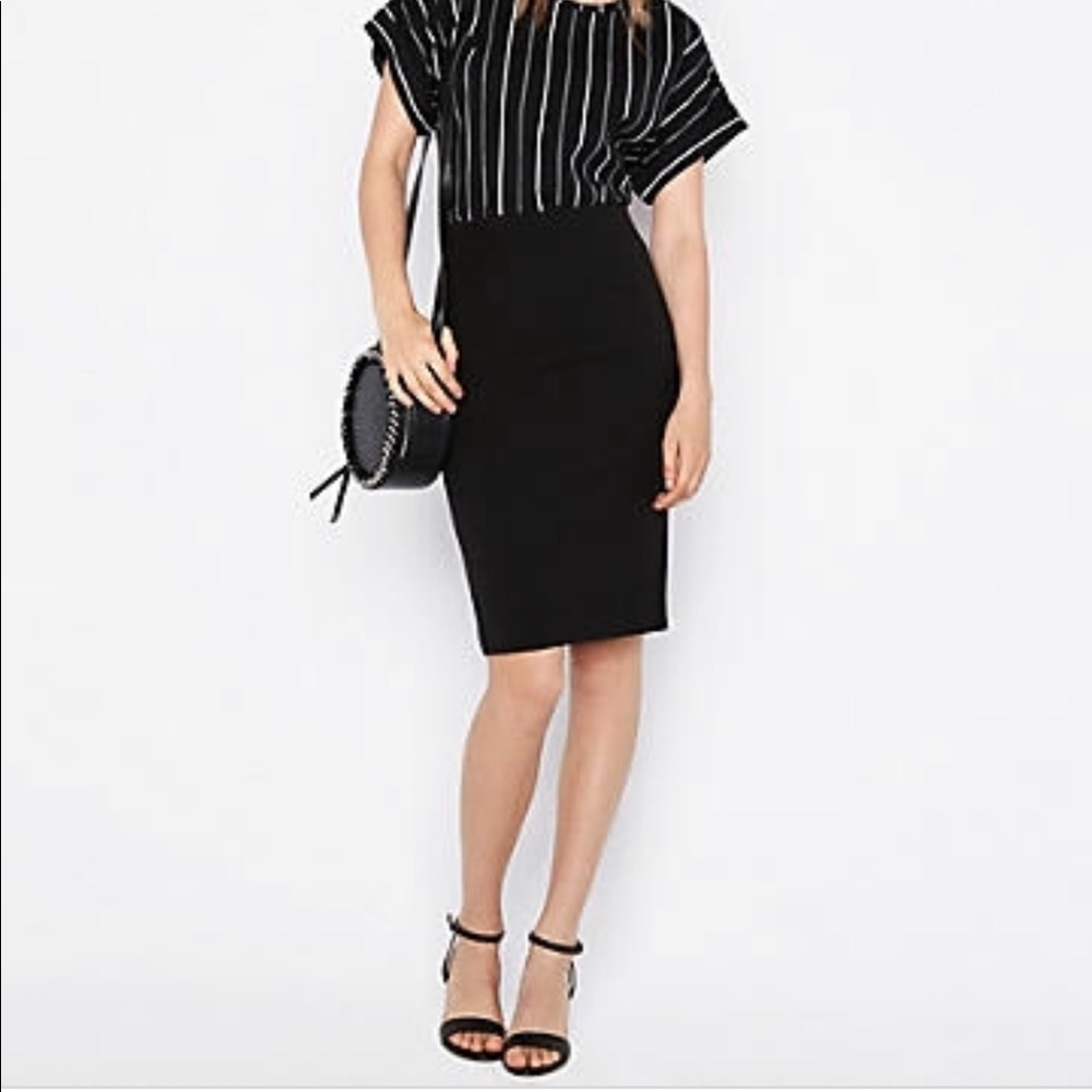• Dolce & Gabbana • Black Pencil Skirt 2
